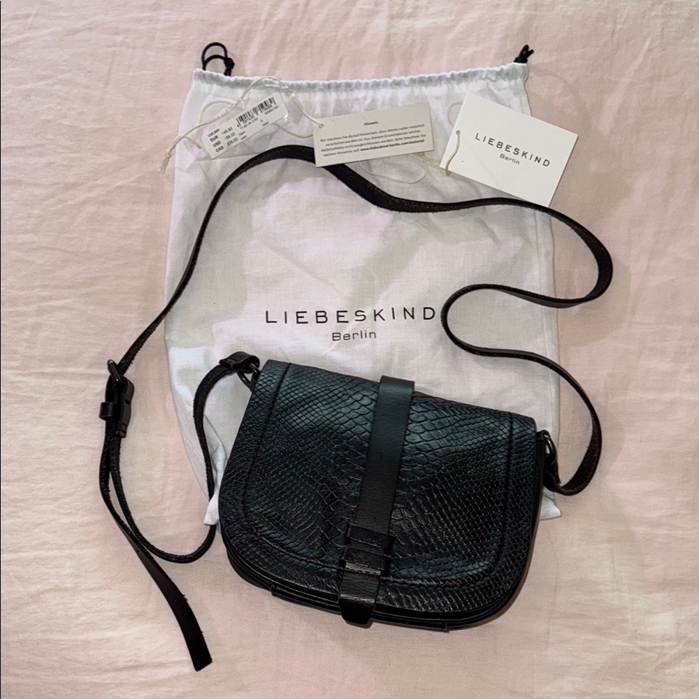 Liebeskind Berlin - Dawn Waxy Snake Veg/Washed Cow Cross Body Handbag